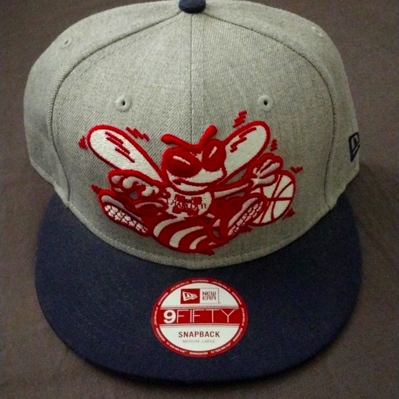 NBA Other - Charlotte Hornets NewEra 9Fifty SnapBack Hat Made by NBA Hardwood Classics M-L